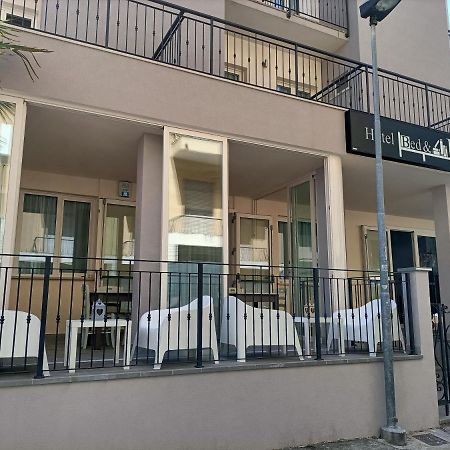 Hotel Bed&Book Rimini Exterior foto