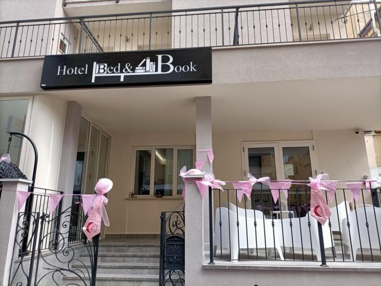 Hotel Bed&Book Rimini Exterior foto