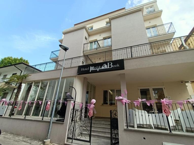 Hotel Bed&Book Rimini Exterior foto
